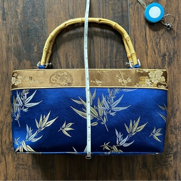 Bamboo Handbag - Picture 6 of 16